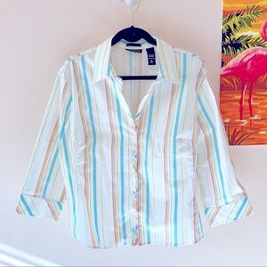 NEW YORK & COMPANY Multi-Color Button Down Shirt